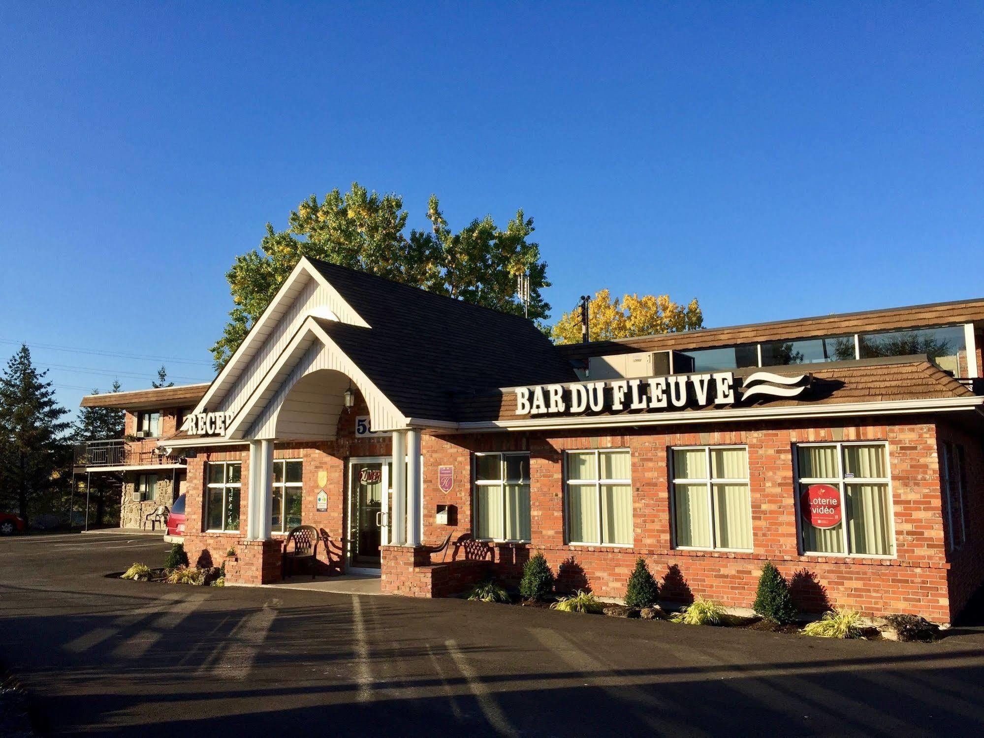 Motel Du Fleuve Brossard Exterior foto
